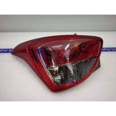 Foco trasero derecho Alternativo 92402-C4001