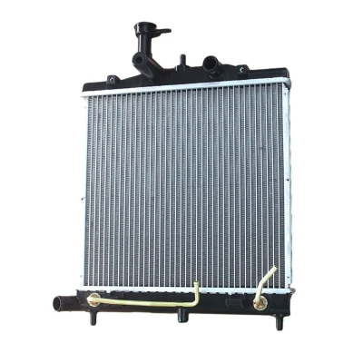 Radiador de motor automático Alternativo 25310-07550